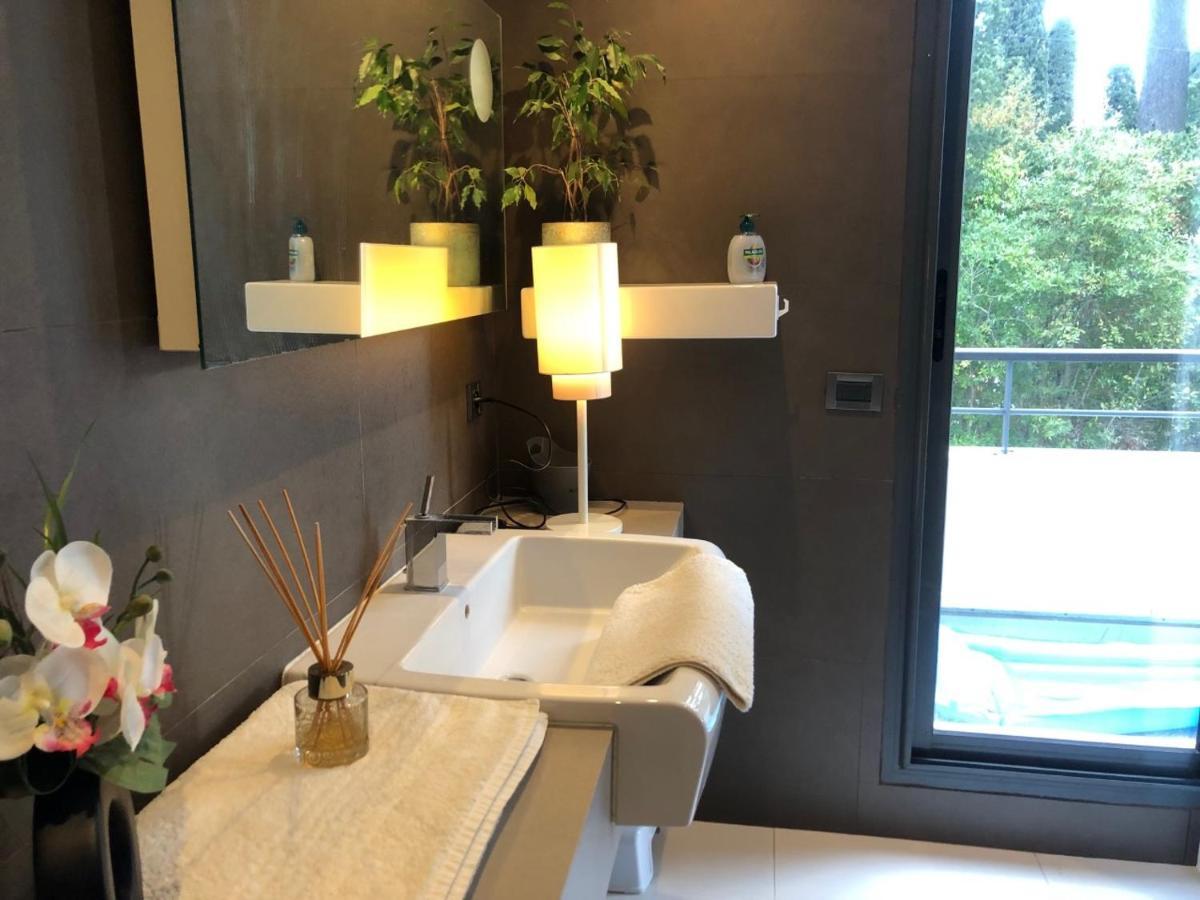 Montfleury: Dual Terrace Retreat Near Croisette Apartment Cannes