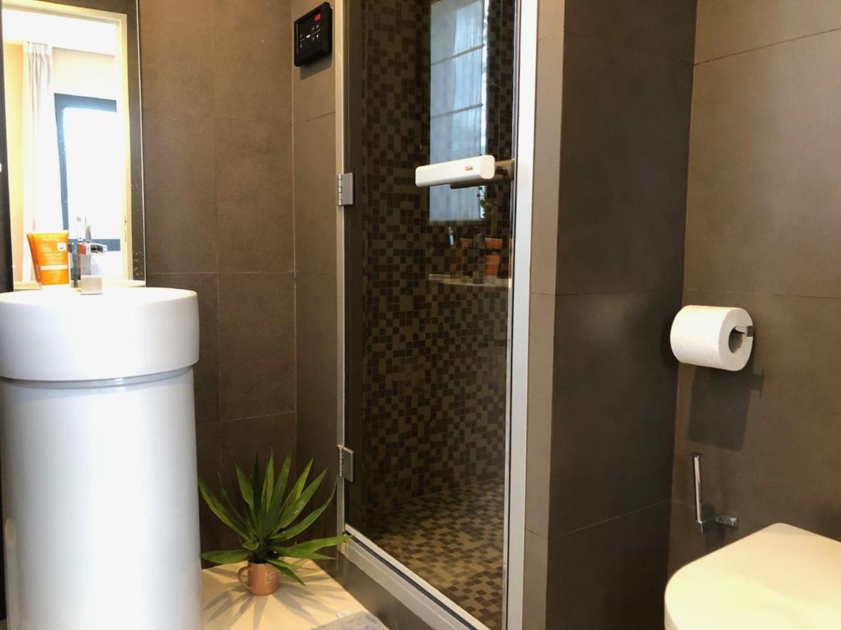 Montfleury: Dual Terrace Retreat Near Croisette * Cannes