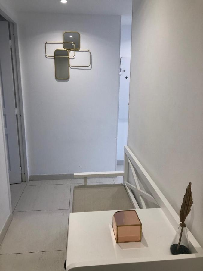 Montfleury: Dual Terrace Retreat Near Croisette Apartment