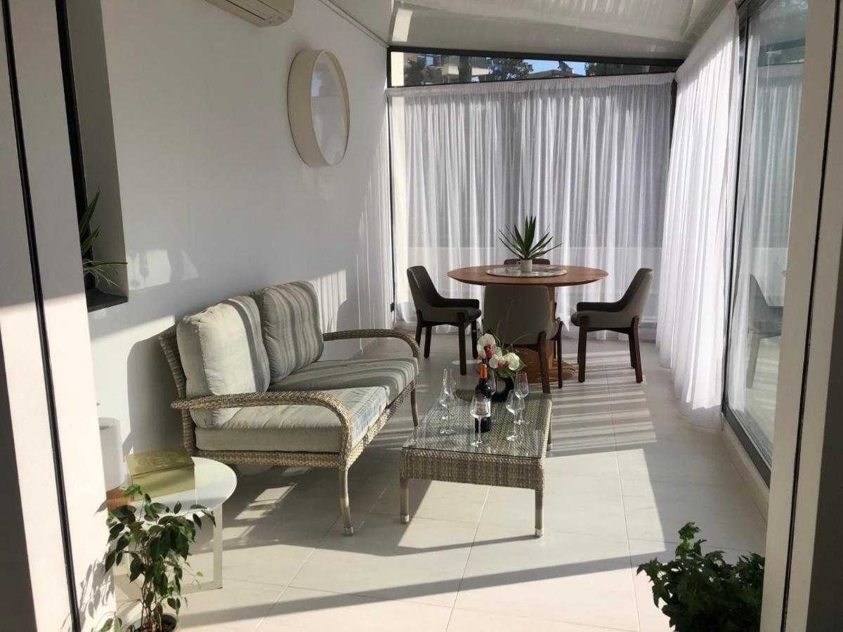 Montfleury: Dual Terrace Retreat Near Croisette